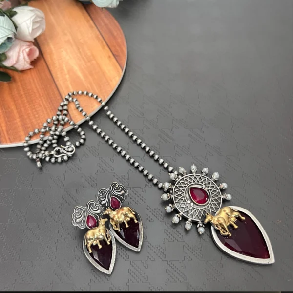 Cow Grace Necklace Set