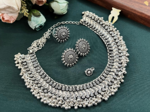 Short Statement Necklaces