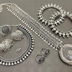 Regal Silver Glow Jewellery Set