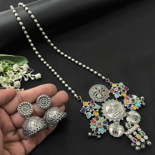 Aara Ethno Shine Pendant Set
