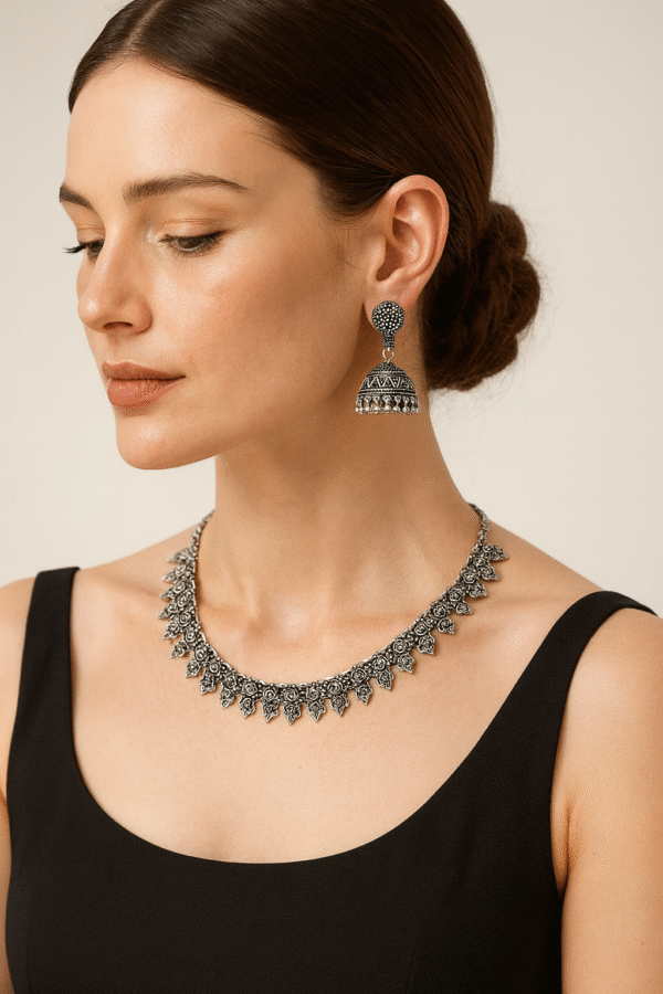 Elegant Oxidised Western Set Model