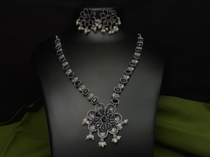 Floral Stone Necklace Set