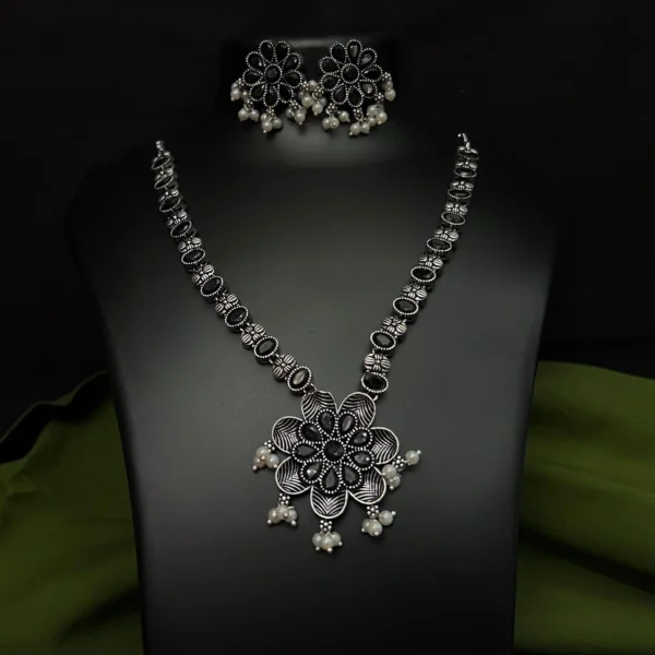 Floral Stone Necklace Set
