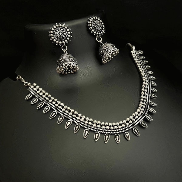 Vritika Oxidized Elegance Set