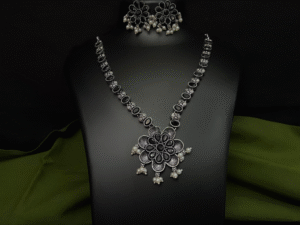 _exclusive oxidised Nakelace set