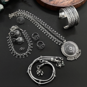Navratri Oxidised Jewellery Set – Round Pendant Edition