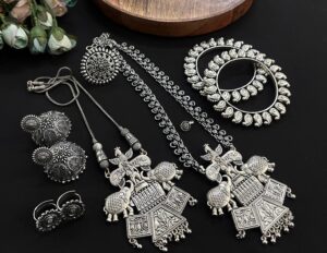 Long Necklace & choker set