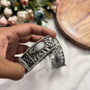 Oxidized Elephant Brass Bangle