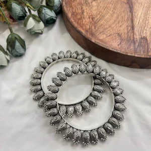 oxidised paisley kada