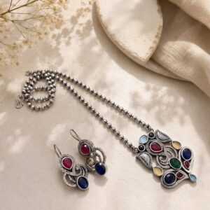 ganesha designed pendant set