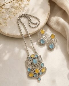 ganesha designed pendant set
