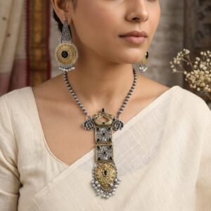 Dual tone long necklace