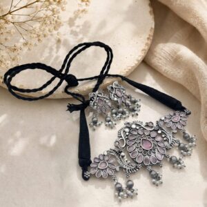 Replica stone choker set