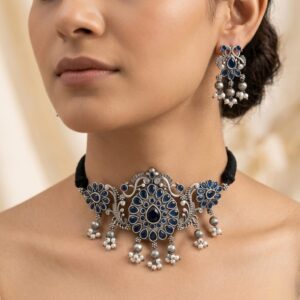 Replica stone choker set
