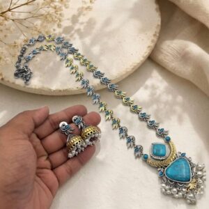 Dual tone necklace set