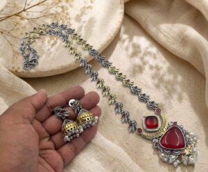Dual tone necklace set