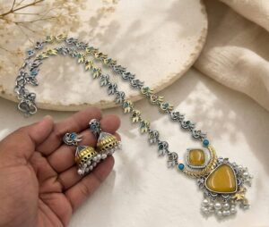 Dual tone necklace set