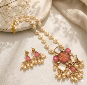 Handmade painting baroque necklace