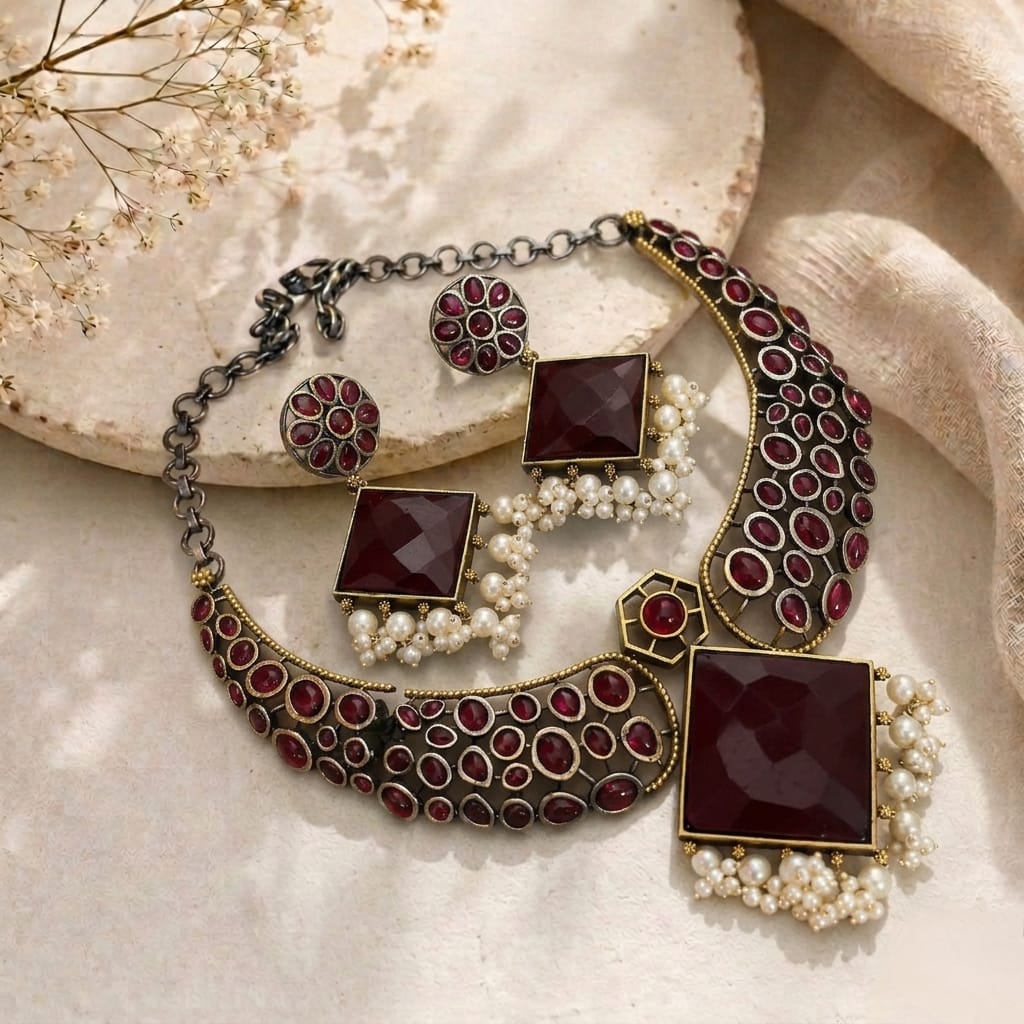 Stone monalisa choker set
