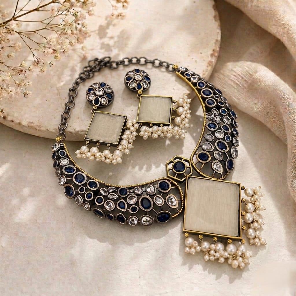 Stone monalisa choker set