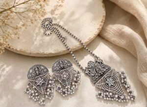 Stone chain pendant set