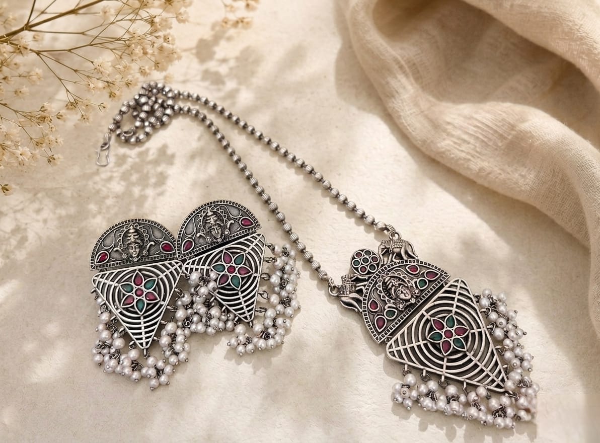 Stone chain pendant set