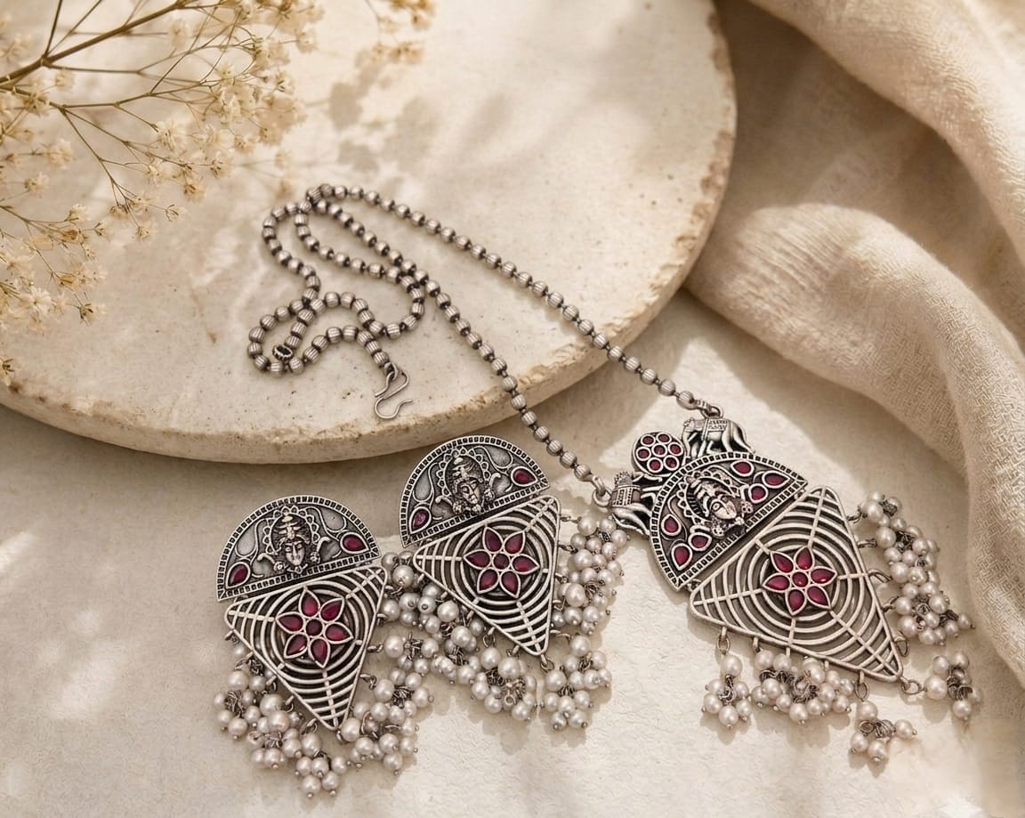 Stone chain pendant set