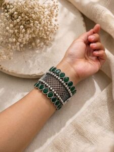 Monalisa stone replica openable kada