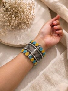 Monalisa stone replica openable kada