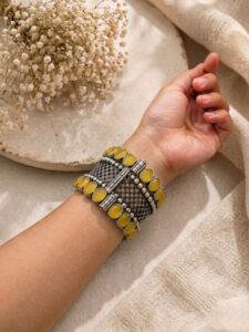 Monalisa stone replica openable kada