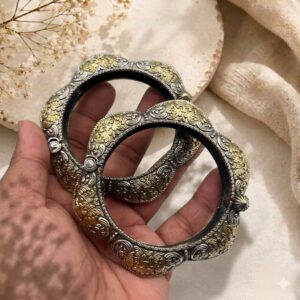 Dual tone openable bangles
