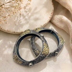 Dual tone openable kada