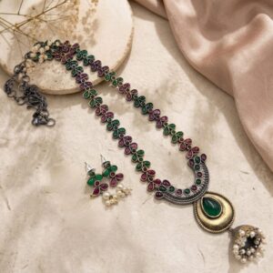 Dual tone stone necklace set