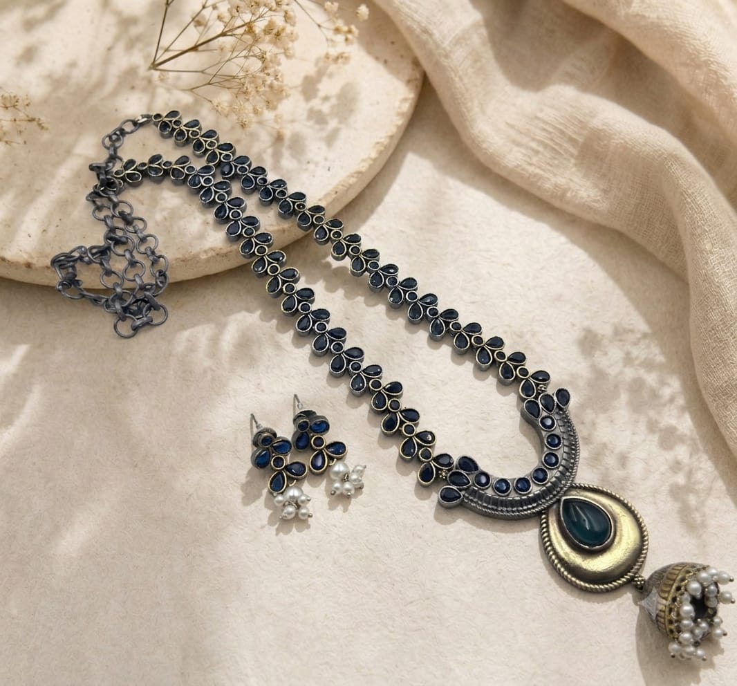 Dual tone stone necklace set