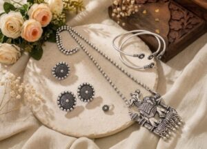 Different pendants combo set