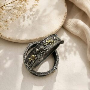 Pair of dual tone kada