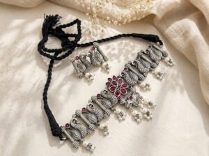 Premium replica stone choker set