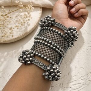 Replica 4 pc bangles set