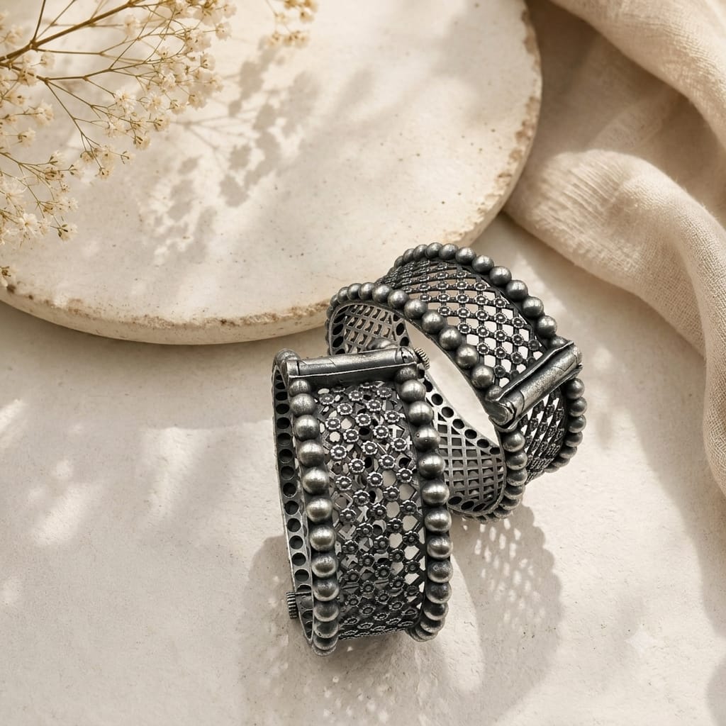 Replica 4 pc bangles set