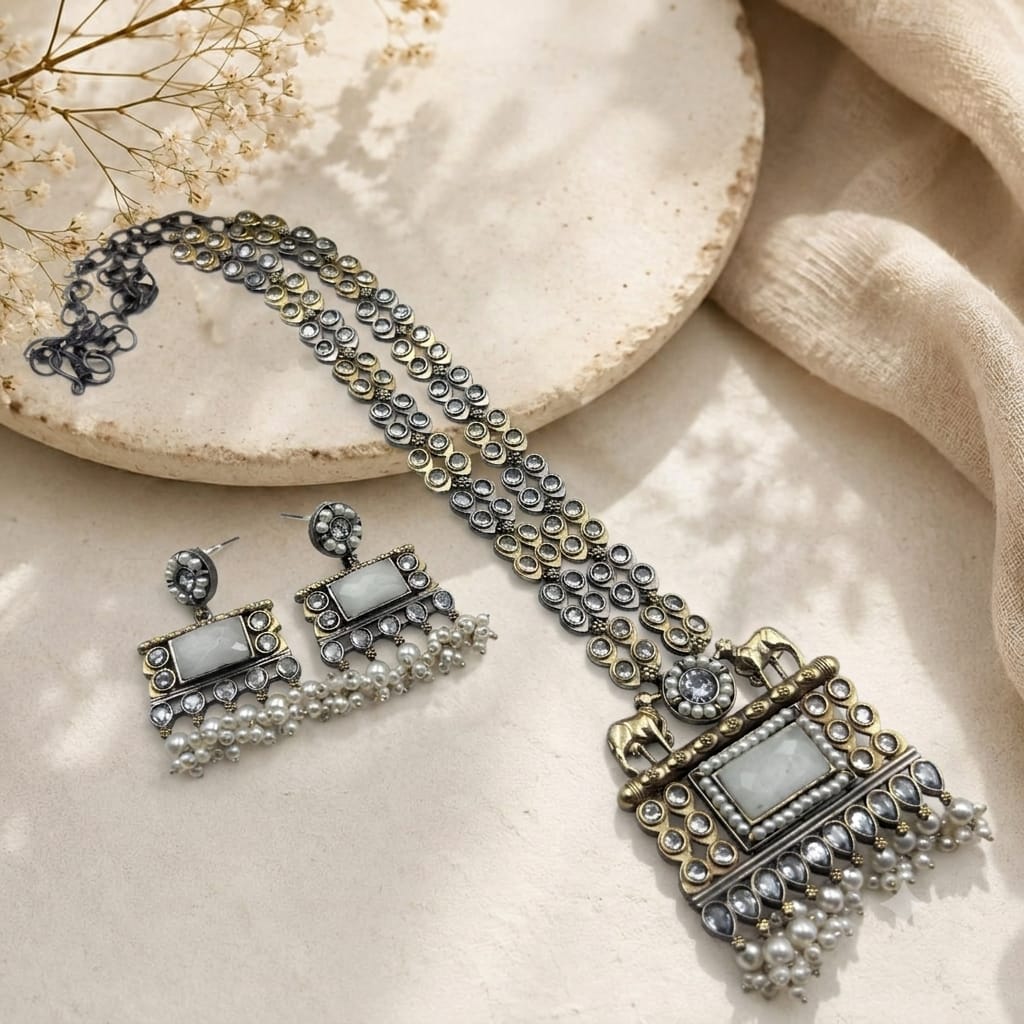 Dual tone stone necklace set