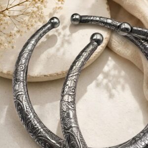 Pair of adjustable leg anklets