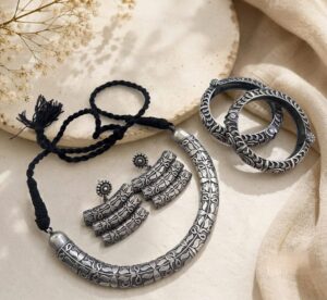 Premium hasli set with openable bangles