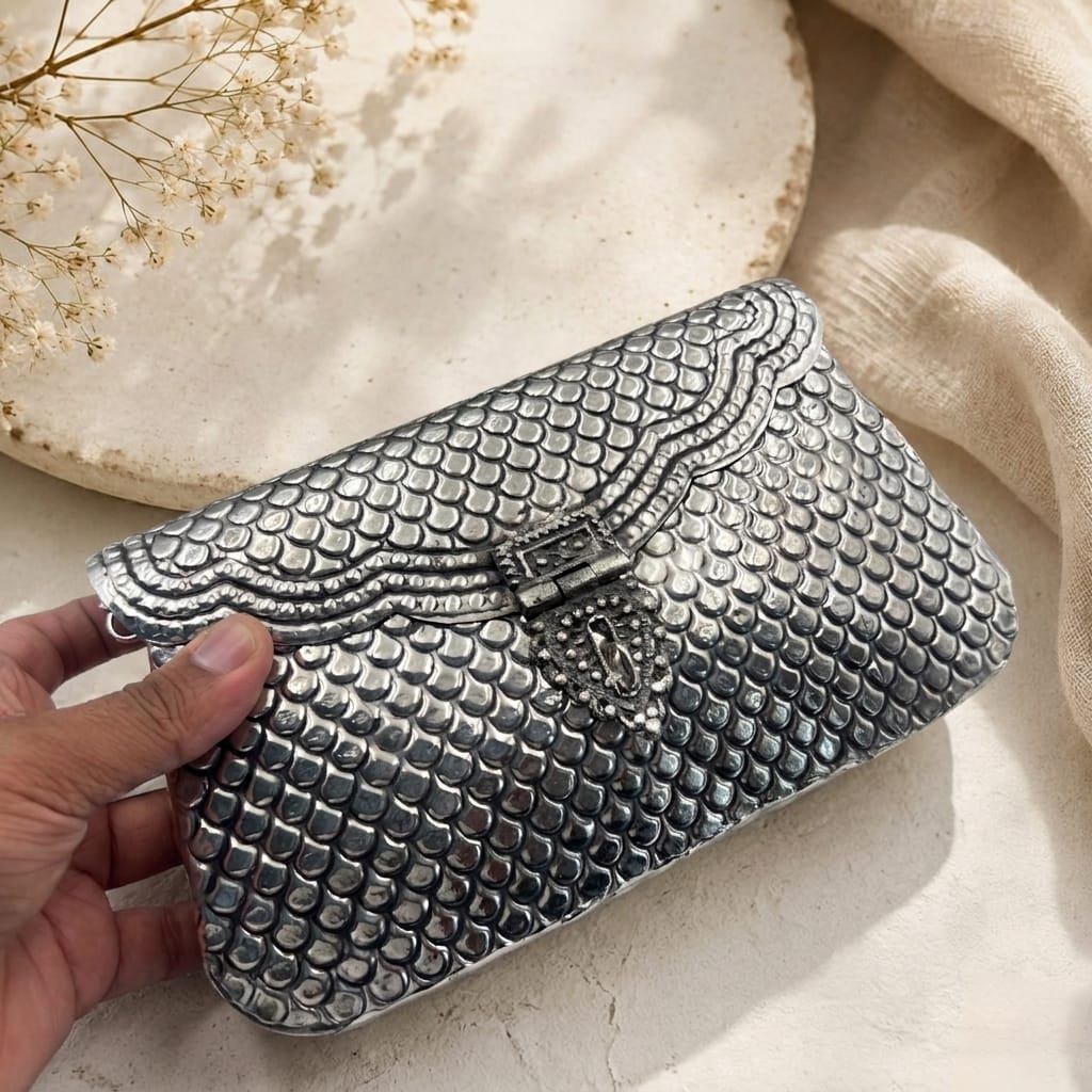 Premium quality sling purse