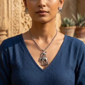 Replica western pendant set