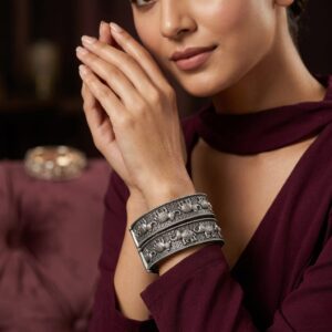 Different designed replica openable bangles