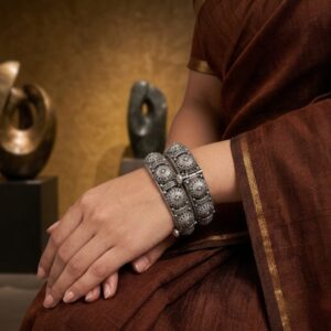 Different designed replica openable bangles