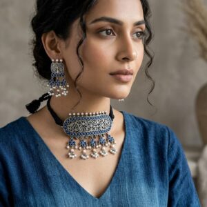 Premium stone choker set