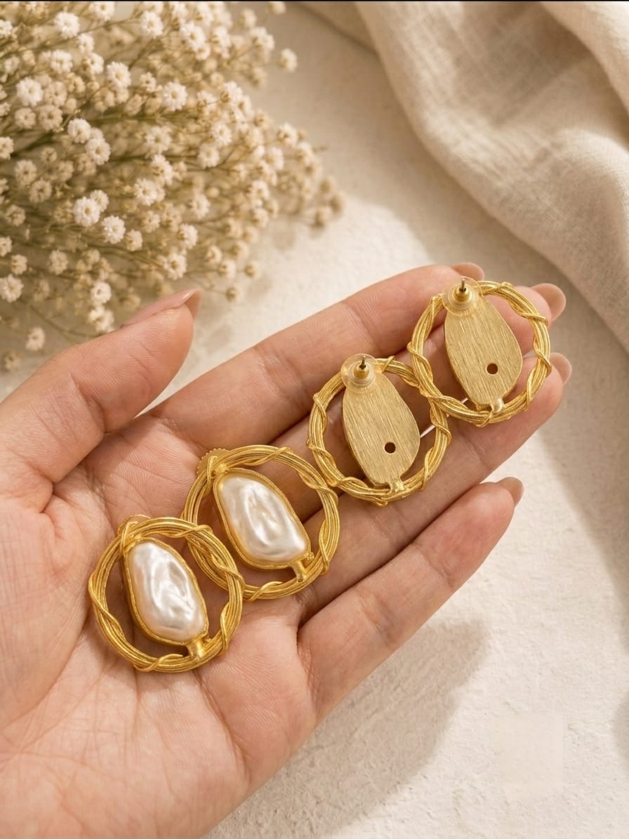 premium baroque studs
