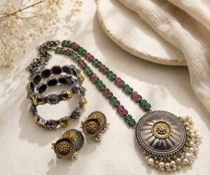 Dual tone necklace set with bangles