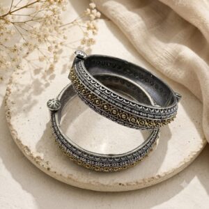 Beautiful dual tone openable kada
